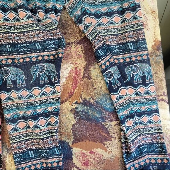 2 Pairs XL No Boundaries Women's Leggings Elephant & Floral 2 PAIRS - Picture 4 of 16